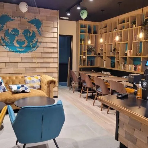 Hacemos realidad cada diseño de cafetería, ¡somos fabricantes!